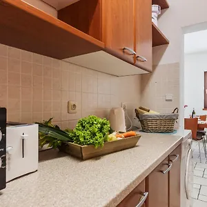 House Pineta - Fazana, Sea View & Mini Wellness Ferienhaus